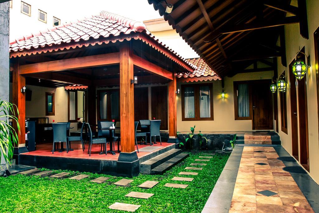 Hotel Griya Wijilan Syariah Yogyakarta Exterior foto